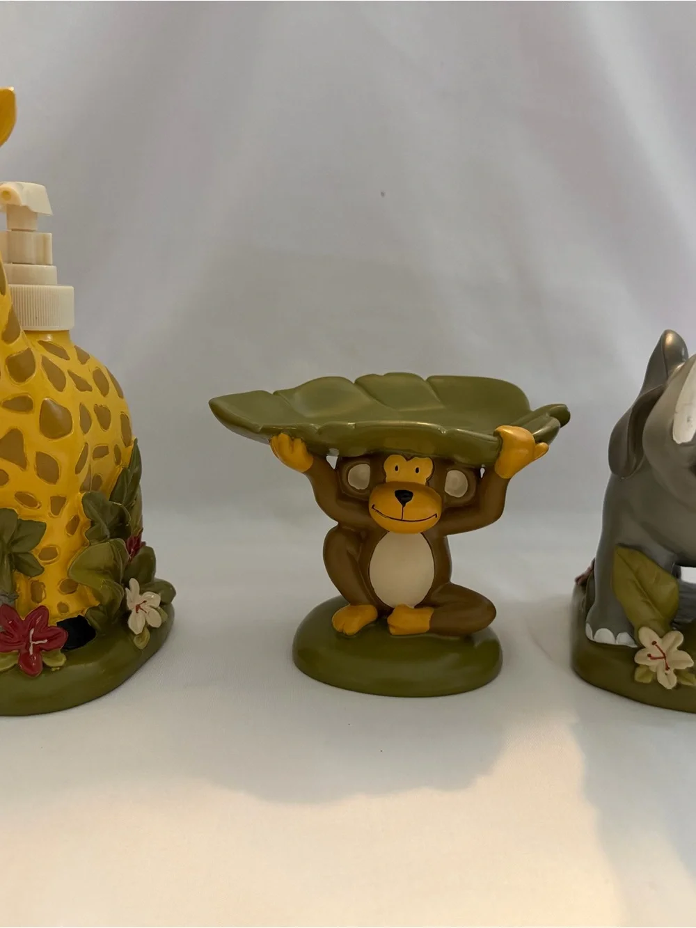 Sahara Animals Safari Bathroom Set Lion Giraffe Elephant Monkey 2000